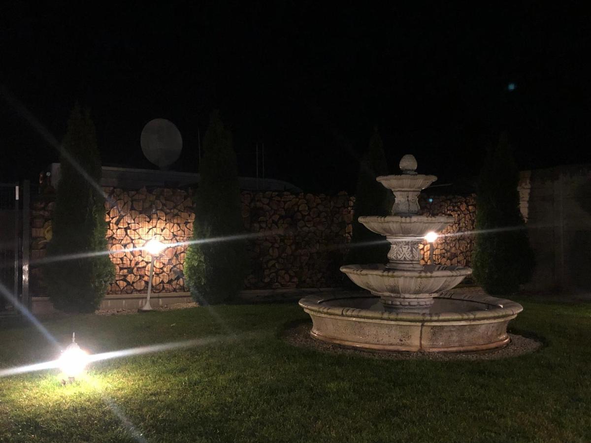 Meduza Wellness Spa S Ubytovanim Глоговец Екстер'єр фото