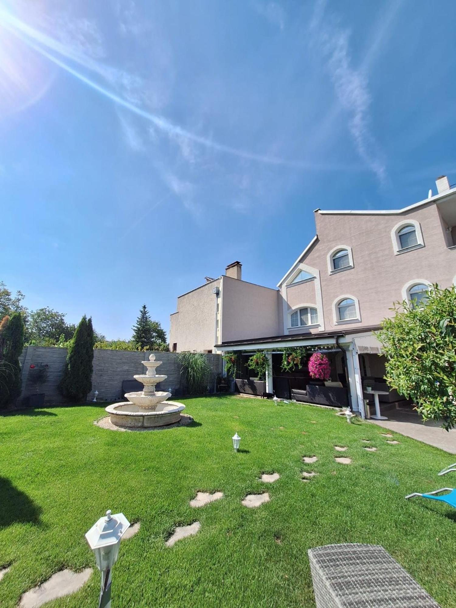 Meduza Wellness Spa S Ubytovanim Глоговец Екстер'єр фото